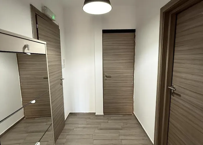 Calypso - 3br 2ba Prime Location, Mercury View