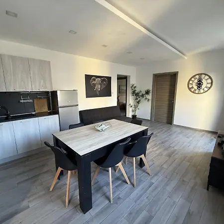 Calypso 2 Bright Modern In Paceville With Mercury View Near Restaurants And Transport