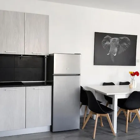 Apartment Calypso 2 Bright Modern In Paceville With Mercury View Near Restaurants And Transport *