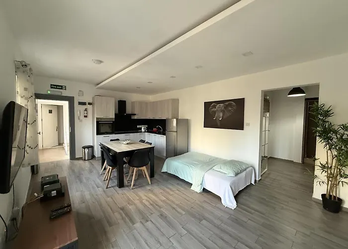 Calypso - 3br 2ba Prime Location, Mercury View * St. Julian's